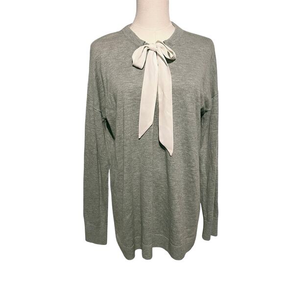 Banana Republic Gray Bow Tie Neck Sweater Large - Picture 2 of 9